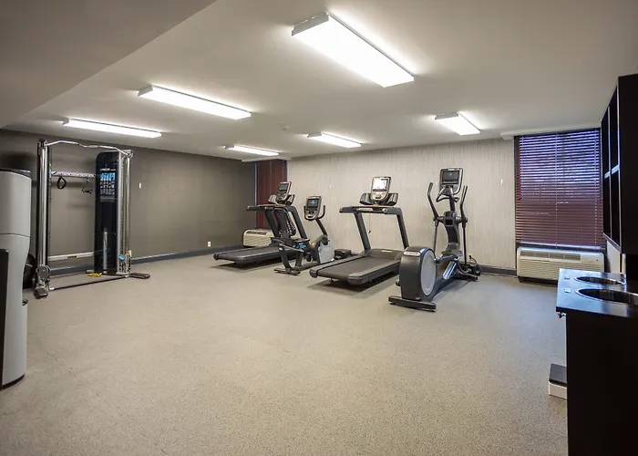 Holiday Inn Express - Newark Airport - Elizabeth By Ihg
