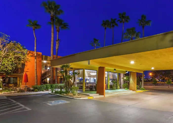 Royal Sun & Suites