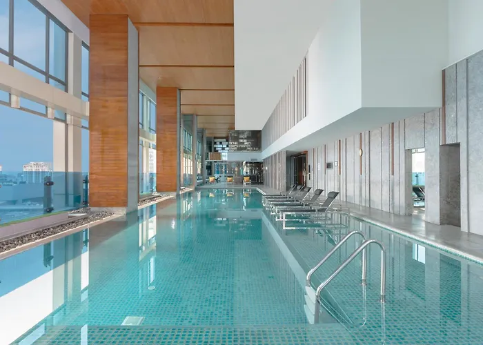 Casino hotel: Renaissance Bangkok Ratchaprasong Hotel By Marriott