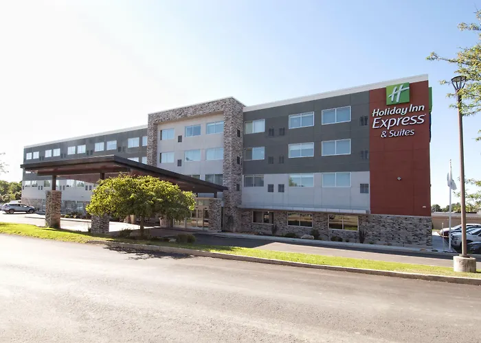 Pets Allowed Hotel Holiday Inn Express & Suites Johnstown By Ihg