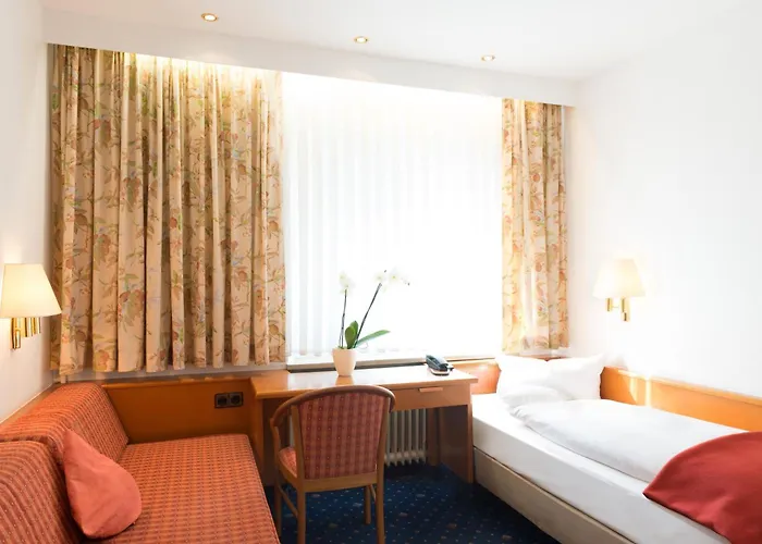 Hotel de lujo: Ringhotel Loew'S Merkur