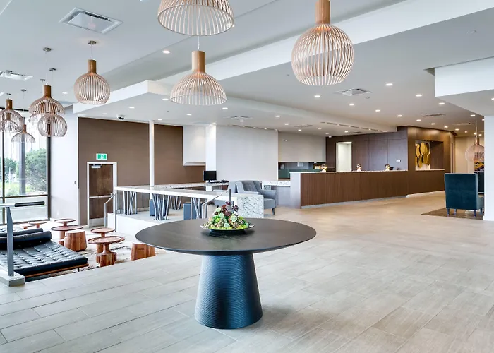 Сity center hotels Heritage Inn & Convention Centre - Saskatoon