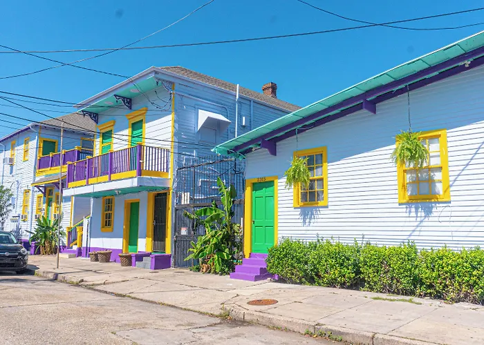 Historic Mardi Gras Inn