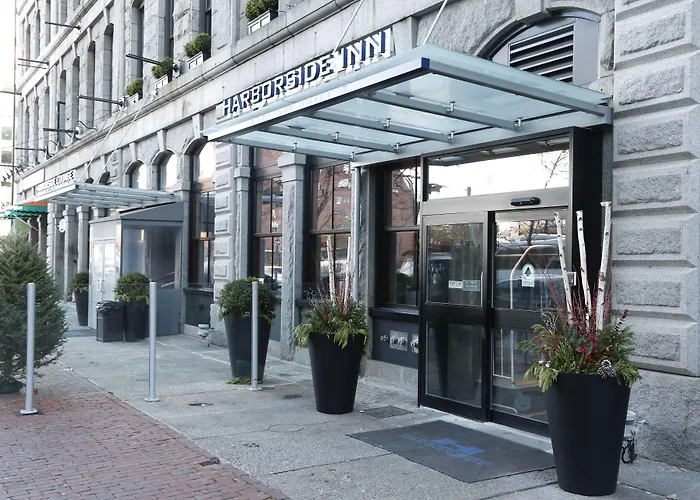 Romantic hotel: Harborside Inn