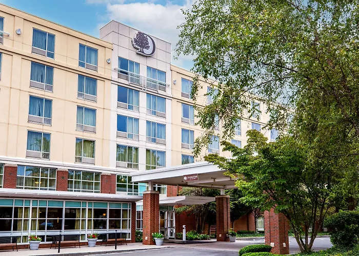 3 SterneHotel Doubletree By Hilton Boston Bayside