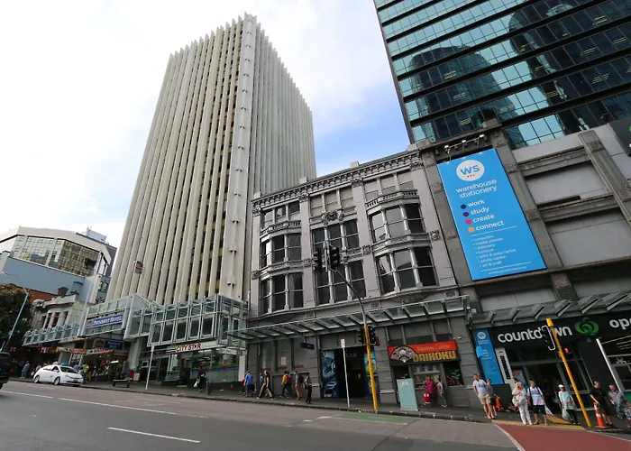 Cheap hotels Edit Auckland Central