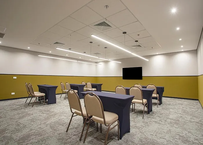 Hotel 5 estrelas: Qoya Hotel Curitiba, Curio Collection By Hilton