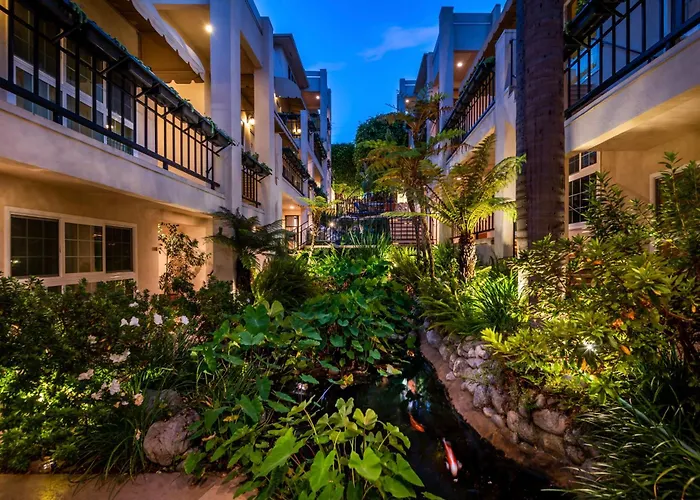 Beach Hotels Beverly Hills Plaza & Spa