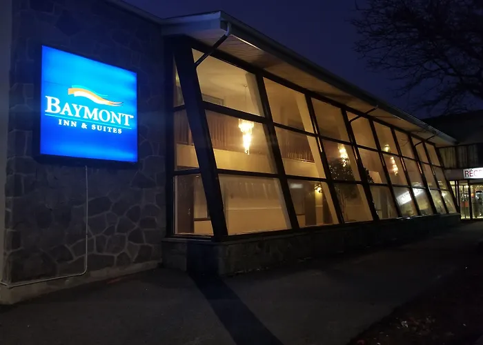 Resorts Guide Baymont By Wyndham Montreal Airport