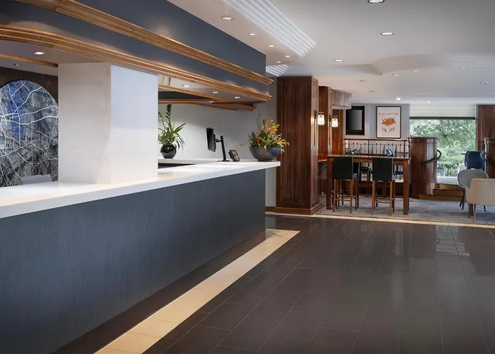 Delta s By Marriott Edinburgh
