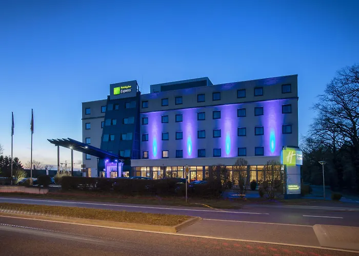 Holiday Inn Express Frankfurt Airport By Ihg