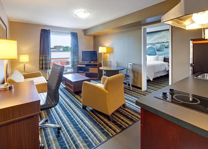 Super 8 By Wyndham Brandon Mb