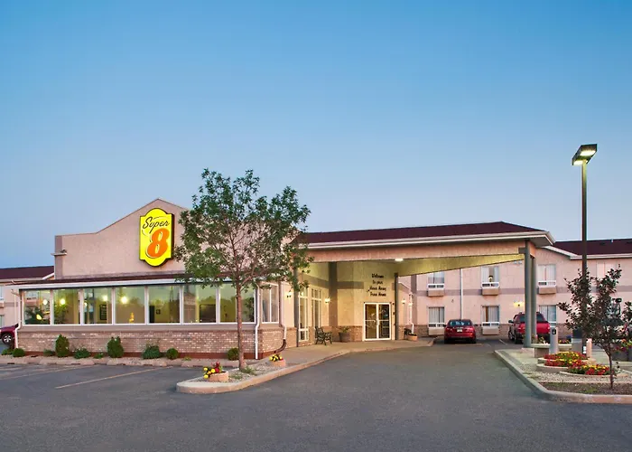Super 8 By Wyndham Brandon Mb