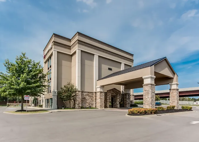 Best Western Plus Belle Meade Inn & Suites