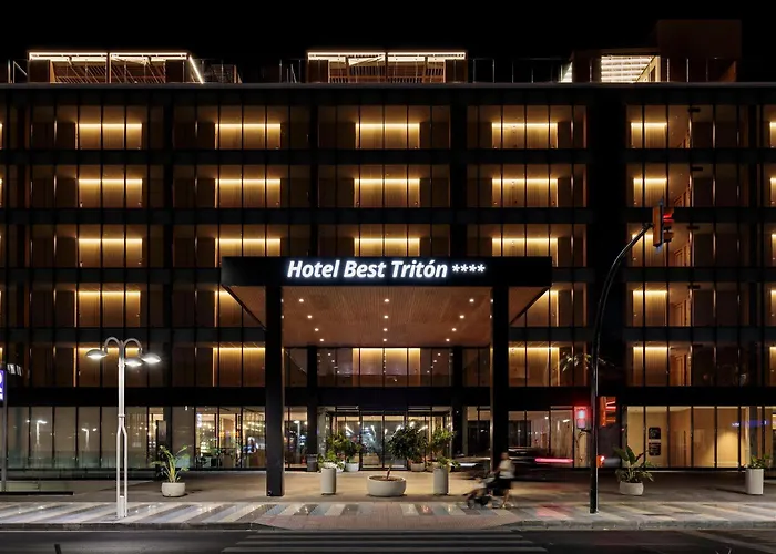 Сity center hotels Best Triton
