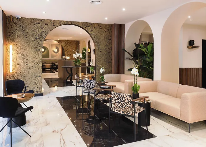 Beach hotel: Hotel Khla Nice