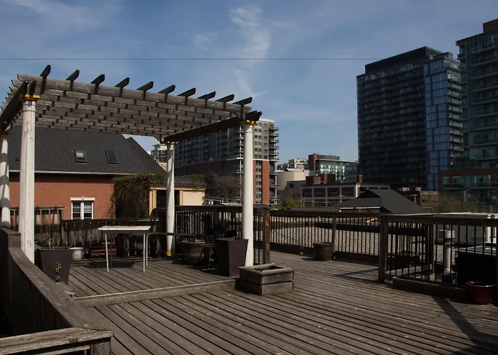 Saint Lawrence Residences And Suites