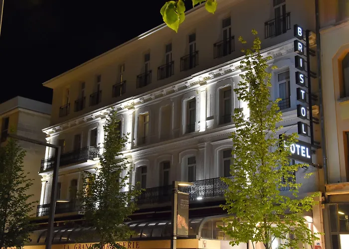  Le Bristol