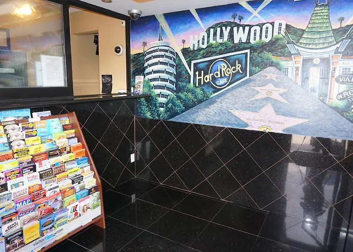 Self catering: Hollywood Inn Express North