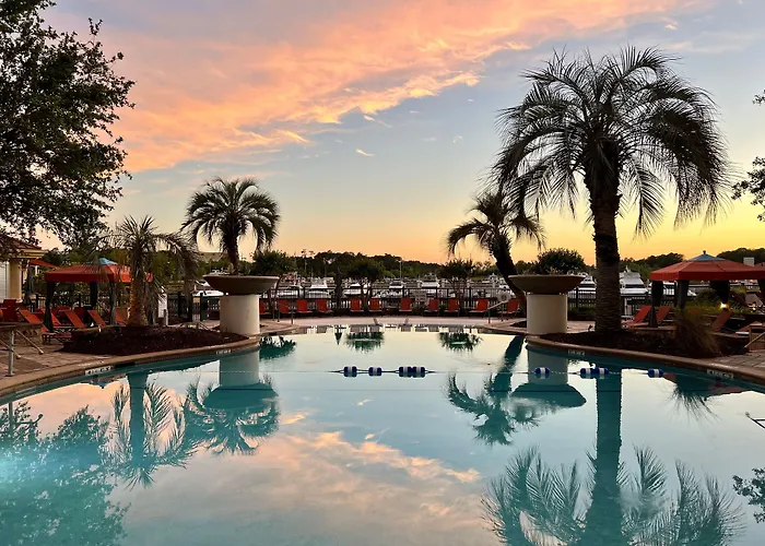 Hotel with Tennis: Marina Inn At Grande Dunes