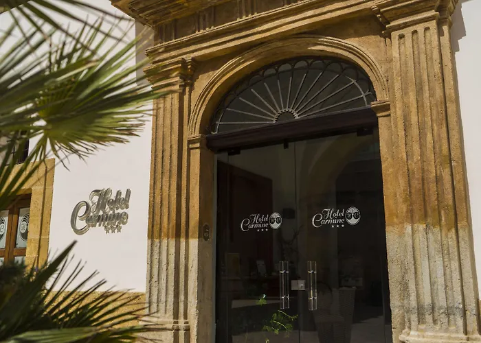 Hotel Jacuzzi: Hotel Carmine
