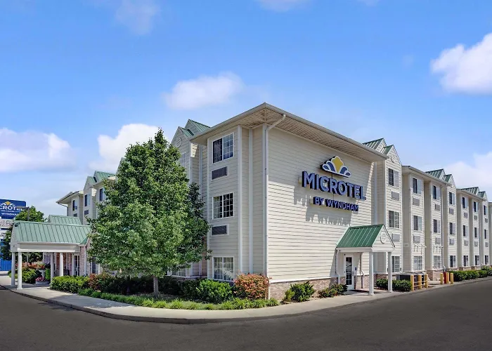 Cheap hotel: Microtel Inn & Suites By Wyndham Indianapolis Airport