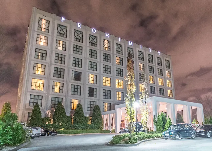 5 star hotel: Proximity Hotel