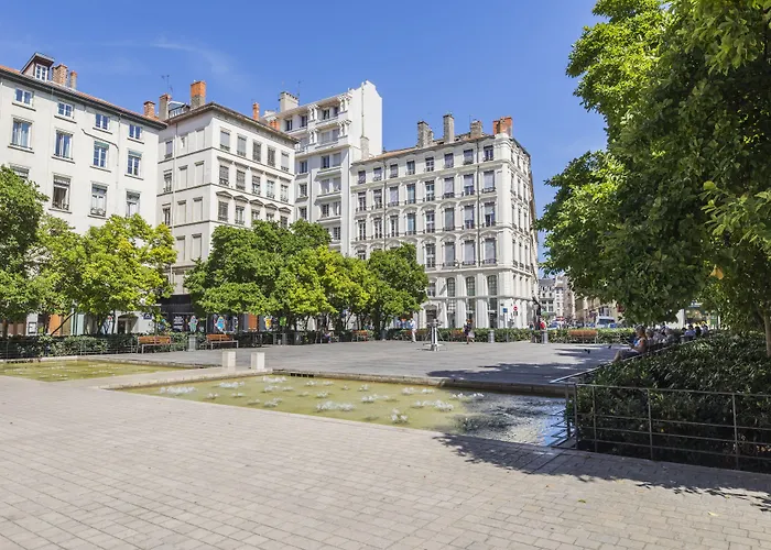 Resort: Hotel Des Artistes