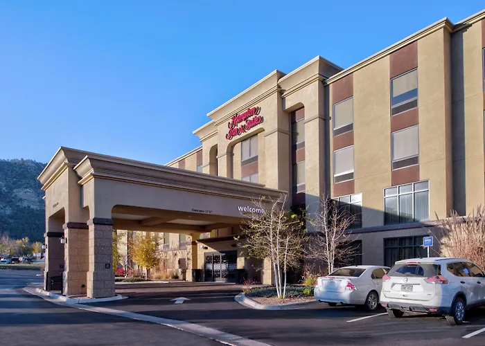 Beach Hotels Hampton Inn & Suites Rifle