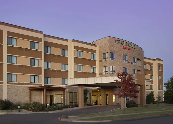 Courtyard By Marriott