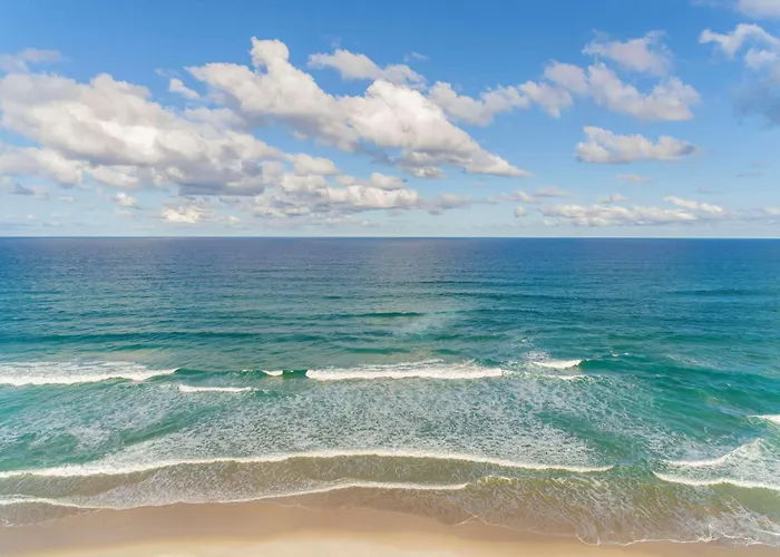 Oaks Gold Coast Calypso Plaza Suites