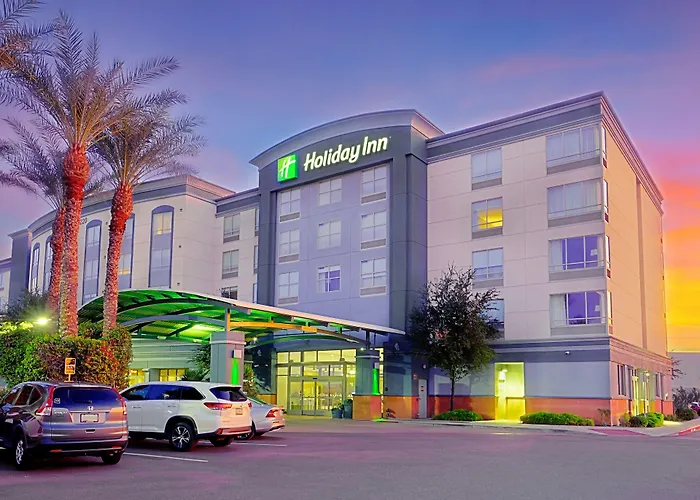 Trip to College Holiday Inn & Suites Phoenix Airport By Ihg