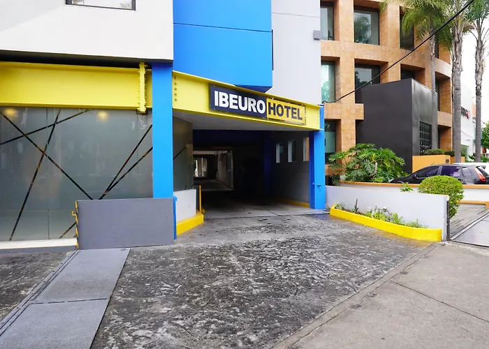 Hotel near College: Ibeurohotel Guadalajara Expo
