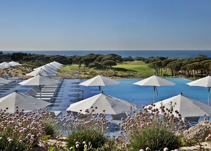 Hotel Romântico: The Oitavos