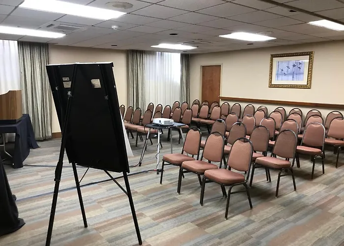 Beach hotel: Holiday Inn Portland-By The Bay By Ihg