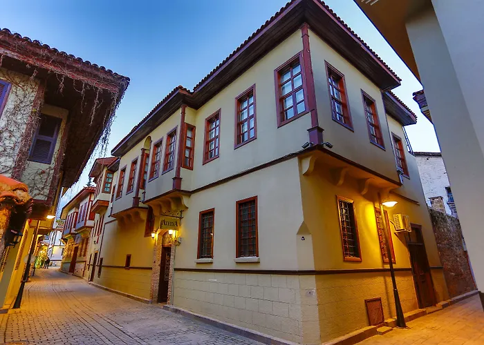 Atelya Art Hotel