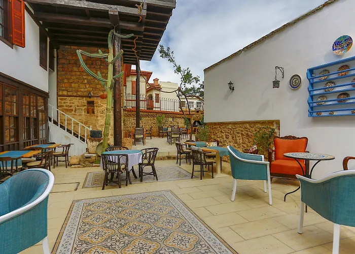 Atelya Art Hotel