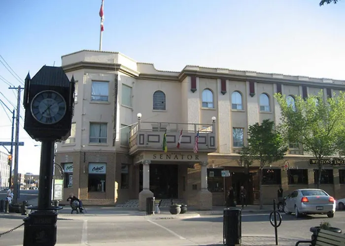 Hotel Senator