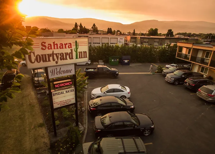 Sahara Courtyard Inn