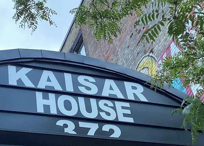 Kaisar Guest House