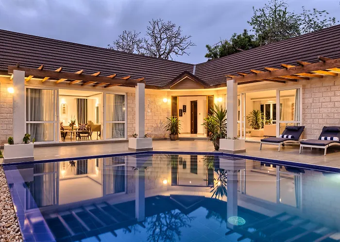 5 star hotel: Leopard Beach Resort & Spa