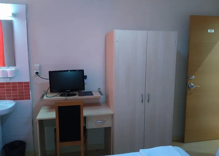 Casa de huéspedes: Hostal Falfes