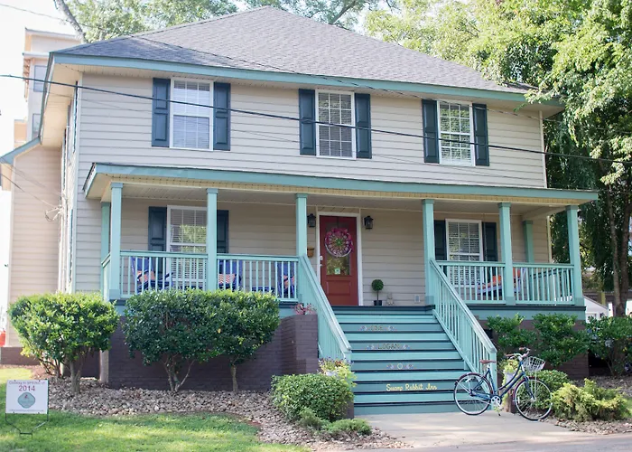 Bed and Breakfast Swamp Rabbit Inn