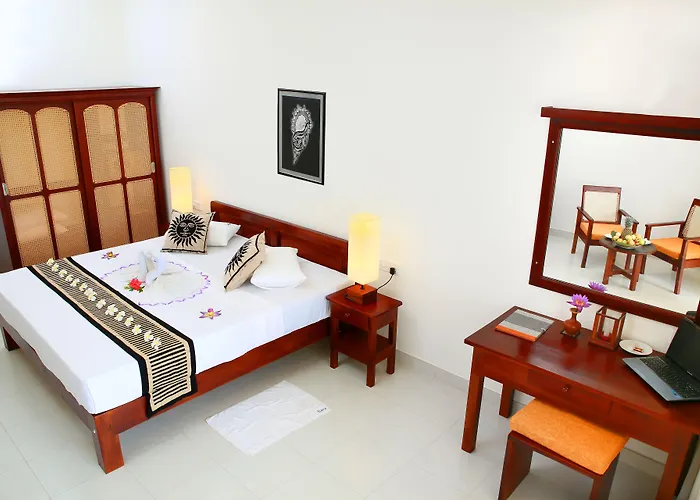 Sea Rock Villa