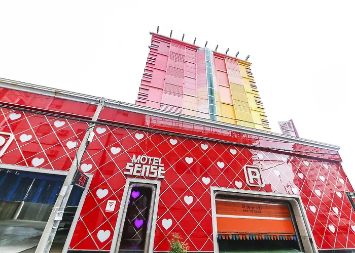 Sense Motel