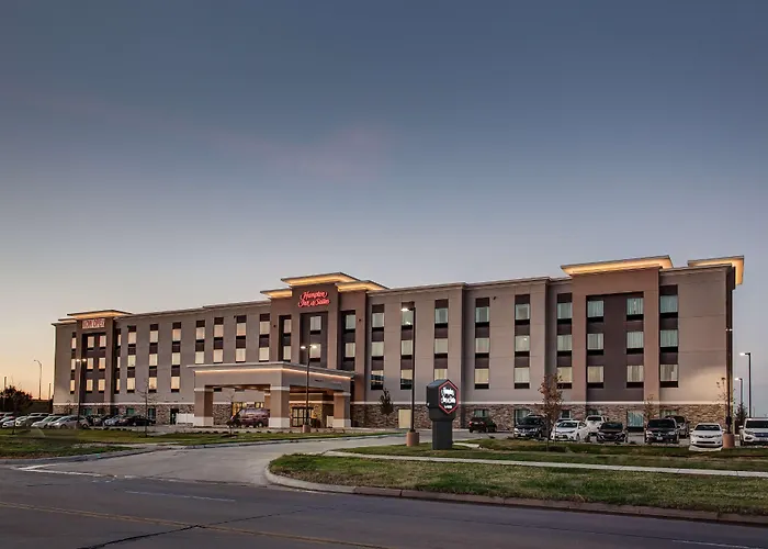 Hampton Inn & Suites-/Airport, Ks