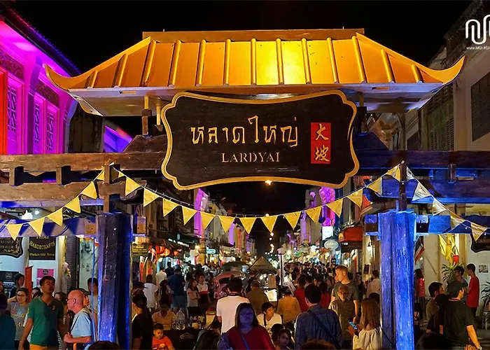 Pet Friendly hotel: Cafe 66 Hostel