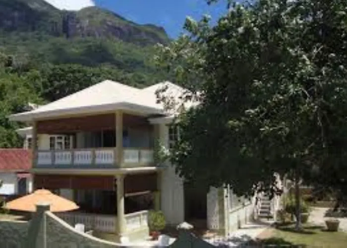 Bel Air Hotel