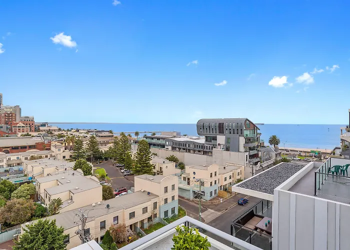 Hamptons Apartments - Port Melbourne