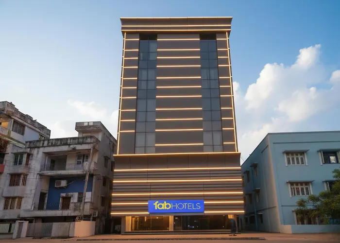 Fabhotel Eros 211 - Nr Sreebhumi